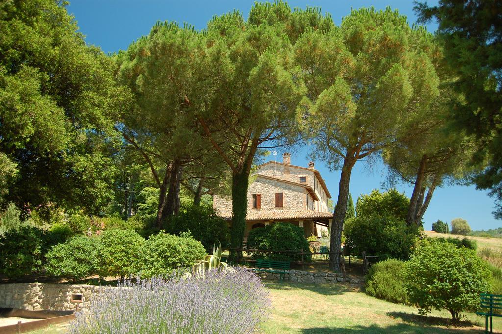 Agriturismo Casale Dei Frontini San Terenziano Exterior foto