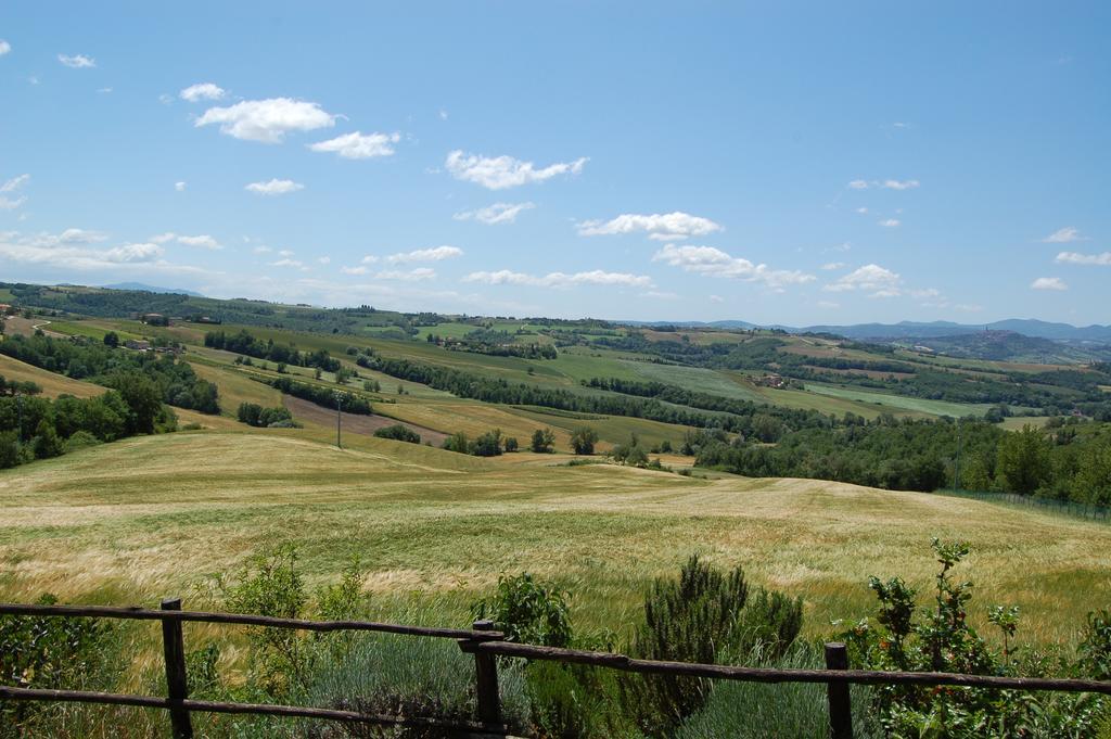 Agriturismo Casale Dei Frontini San Terenziano Exterior foto
